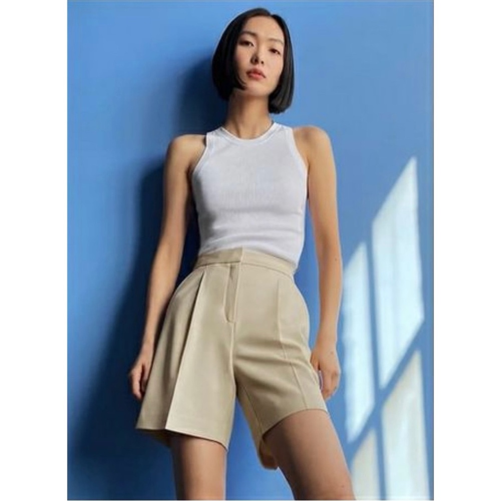 Babaton pleated 7” short 2 khaki